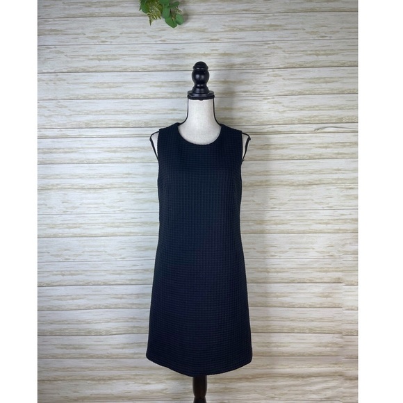 Ann Taylor Dresses & Skirts - Ann Taylor Textured Waffle Grid Black Dress